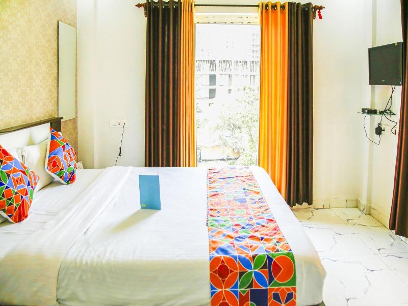 Fabhotel Eleanora image