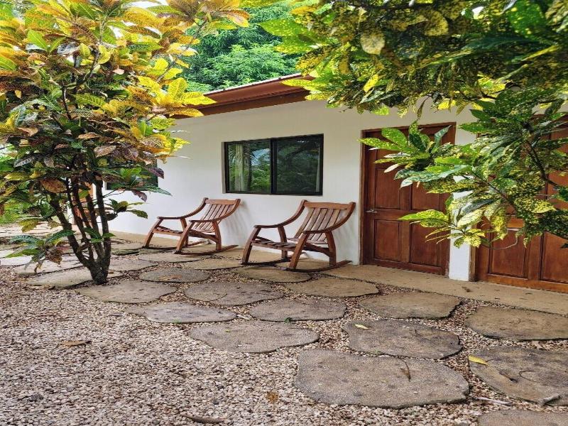 Buddha Retreat Hotel image