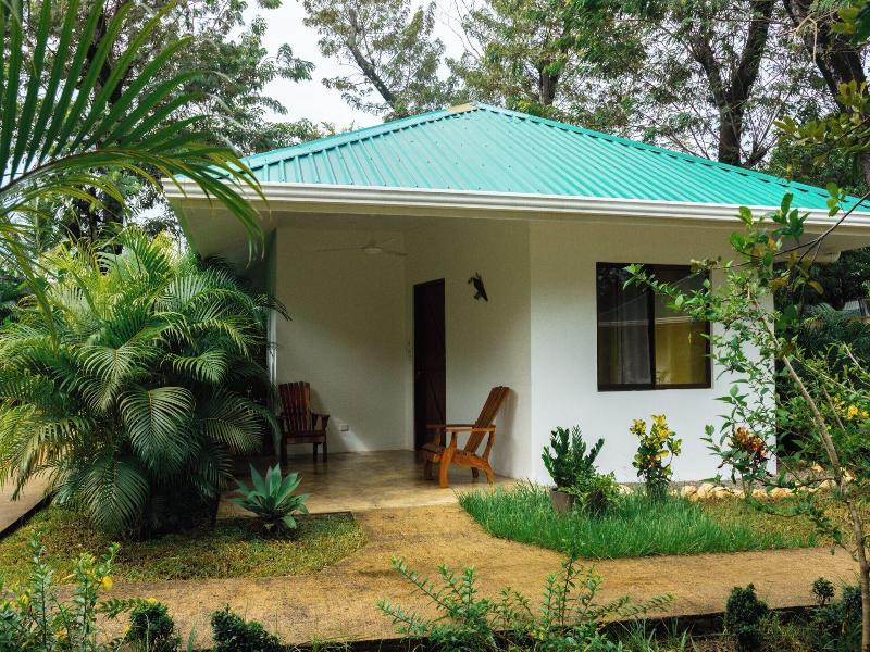 Buddha Retreat Hotel image