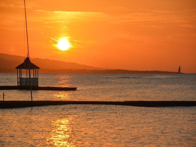 Sand And Tan Beach Hotel image