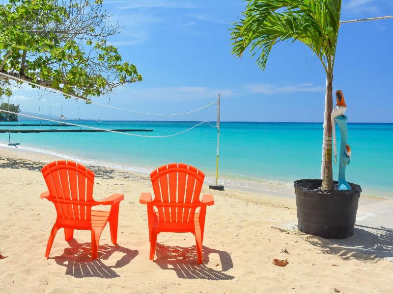 Sand And Tan Beach Hotel image