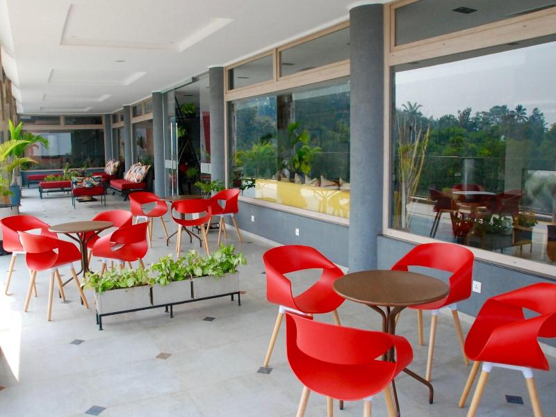 Kiriri Garden Hotel image