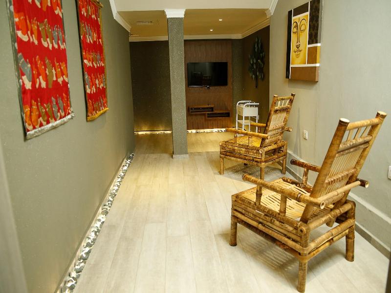 Kiriri Garden Hotel image