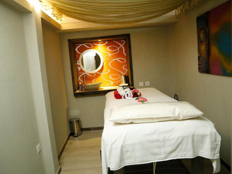 Kiriri Garden Hotel image