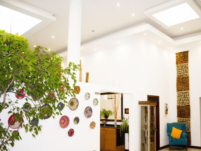 Kiriri Garden Hotel image