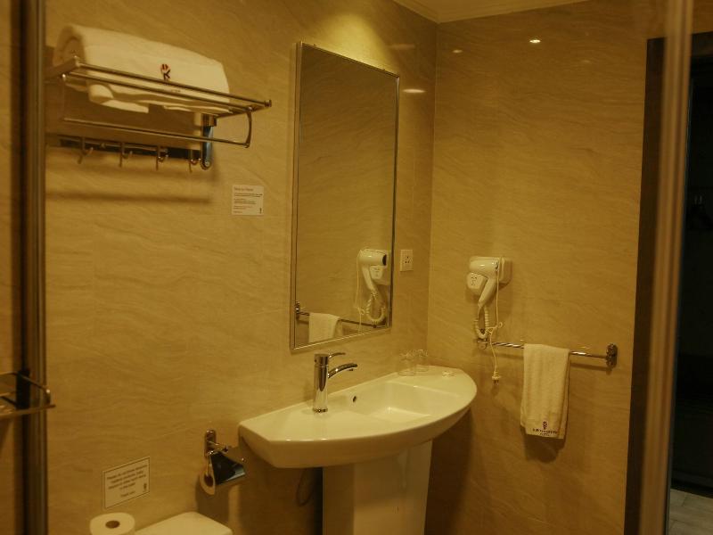 Kiriri Garden Hotel image