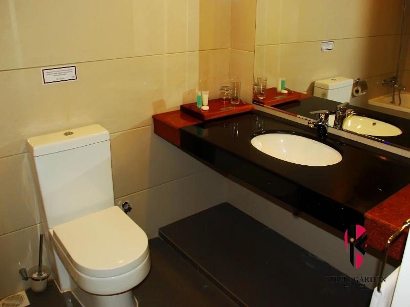 Kiriri Garden Hotel image