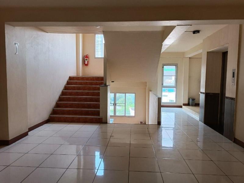 Grandview Condominia image