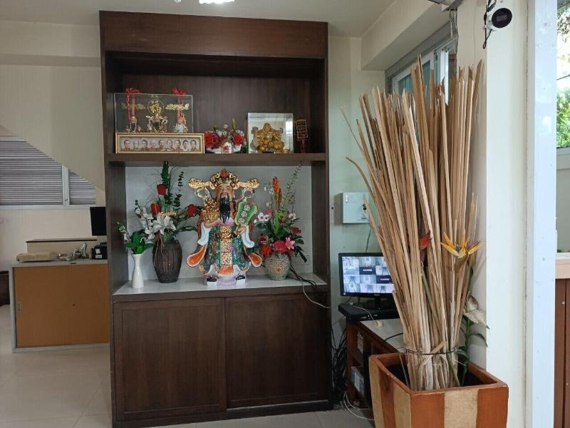 Grandview Condominia image