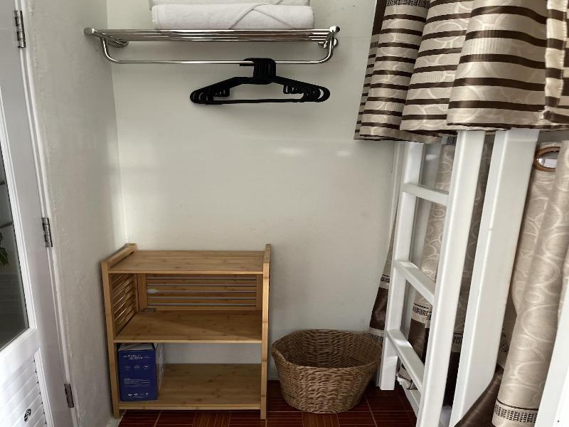Acozyposhtel image