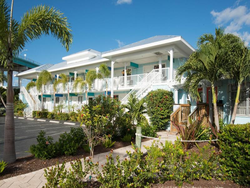 Matanzas Inn Bayside Resort And Marina image