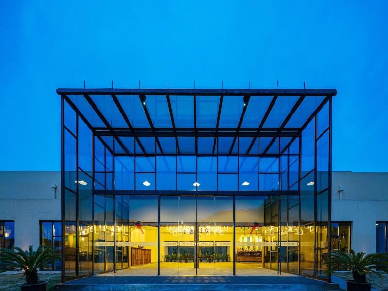 Ramada Encore By Wyndham Shanghai Pudong Airport image