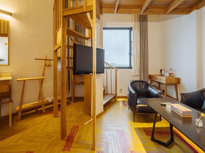 Ramada Encore By Wyndham Shanghai Pudong Airport image