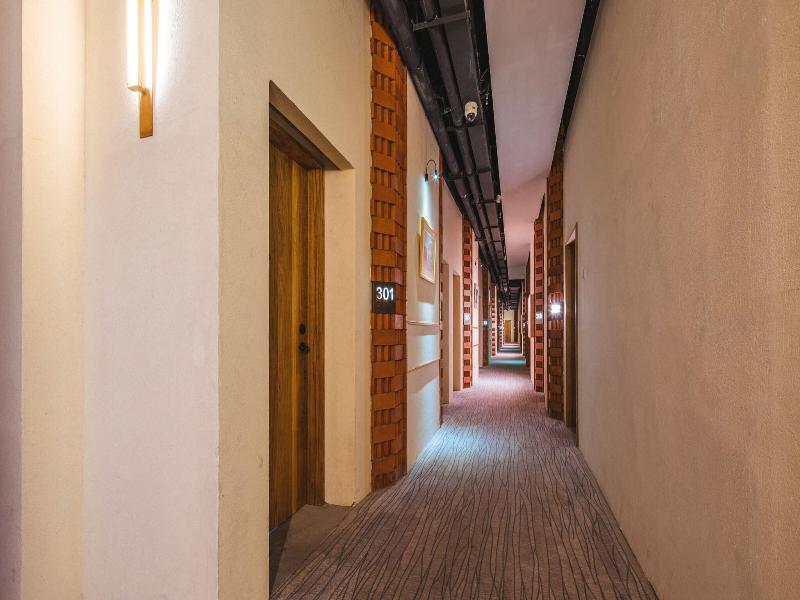 Ramada Encore By Wyndham Shanghai Pudong Airport image