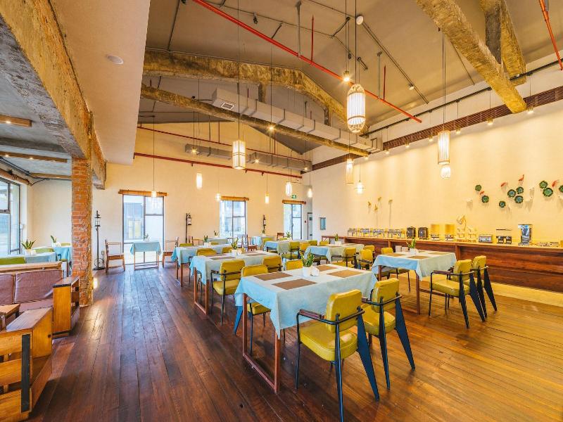 Ramada Encore By Wyndham Shanghai Pudong Airport image