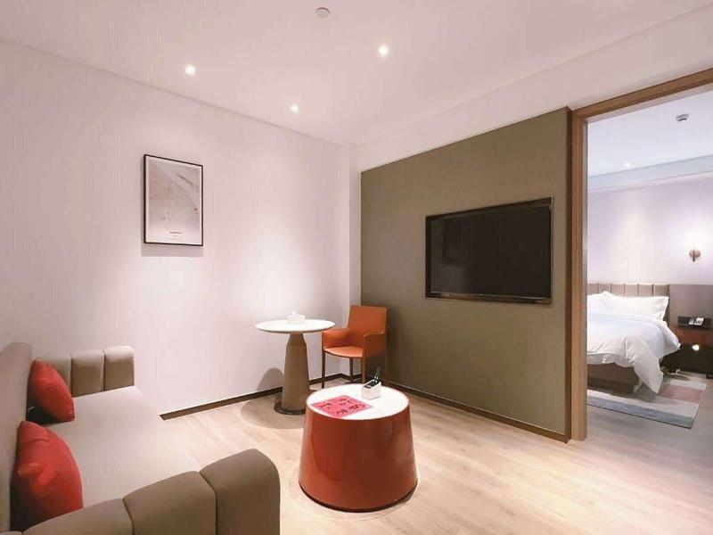 Ramada Encore By Wyndham Shanghai Pudong Airport image