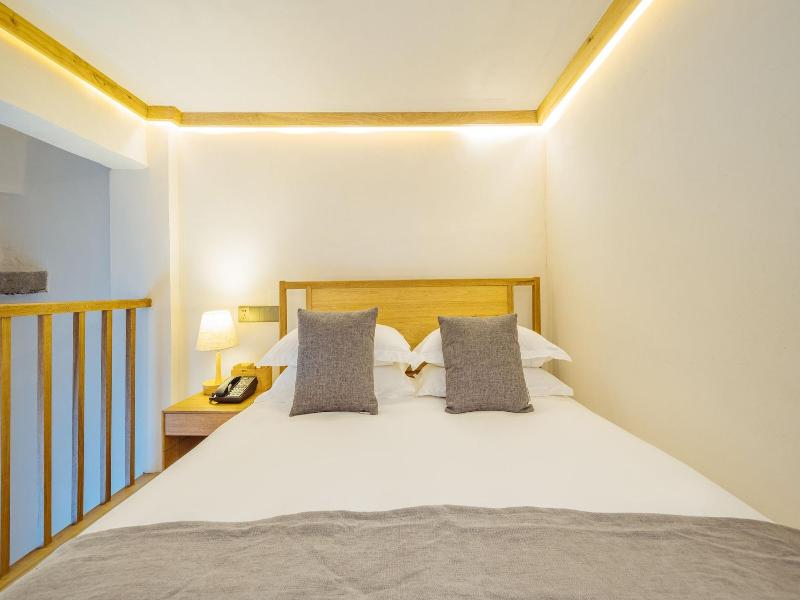 Ramada Encore By Wyndham Shanghai Pudong Airport image