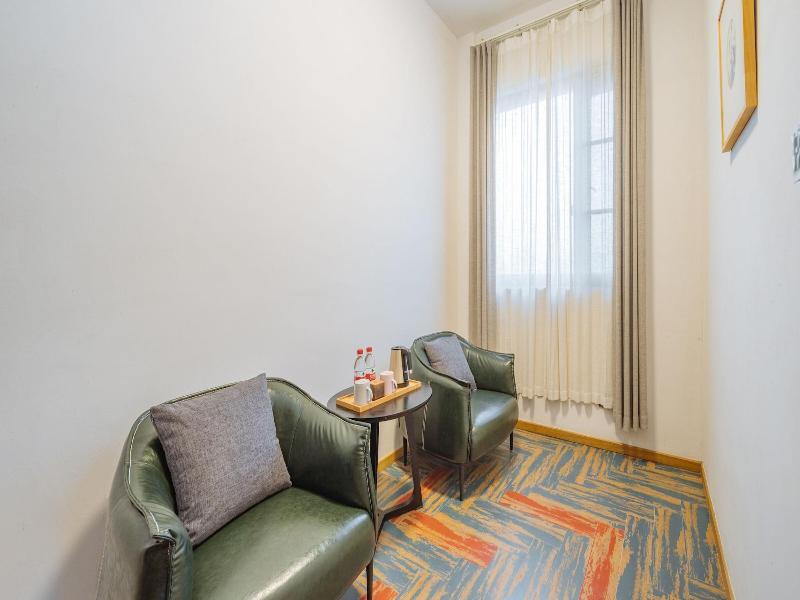Ramada Encore By Wyndham Shanghai Pudong Airport image
