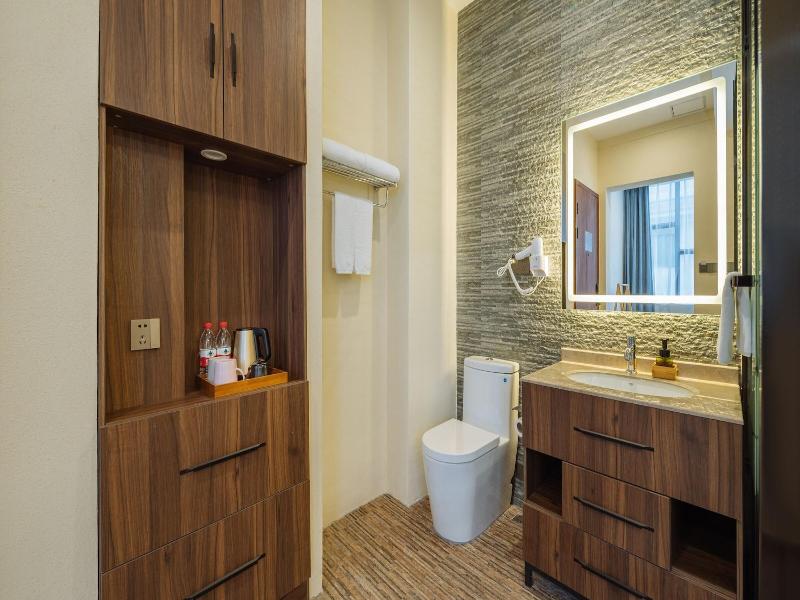 Ramada Encore By Wyndham Shanghai Pudong Airport image