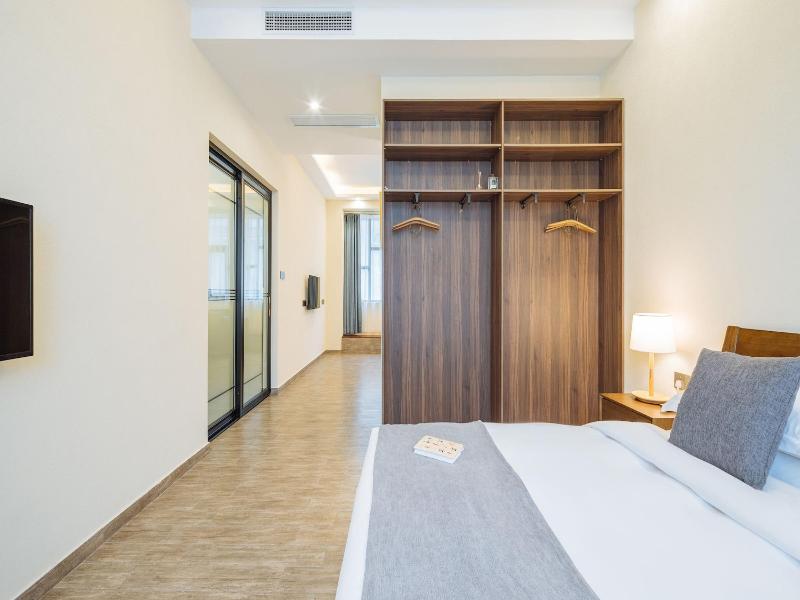 Ramada Encore By Wyndham Shanghai Pudong Airport image