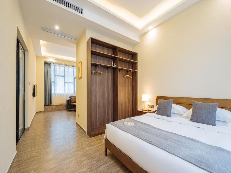 Ramada Encore By Wyndham Shanghai Pudong Airport image