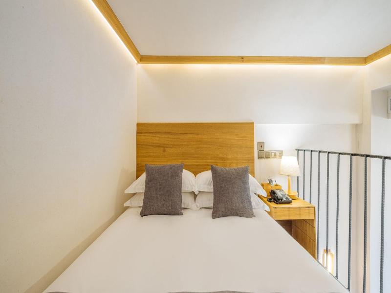 Ramada Encore By Wyndham Shanghai Pudong Airport image