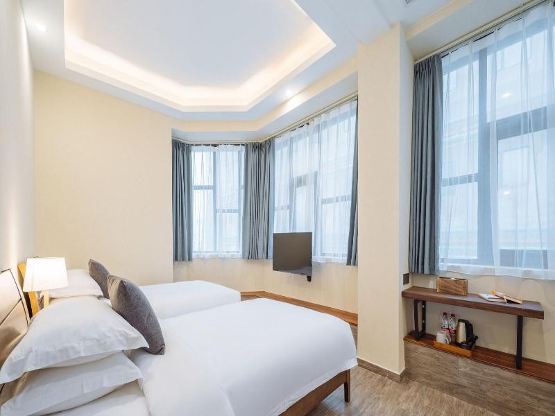 Ramada Encore By Wyndham Shanghai Pudong Airport image