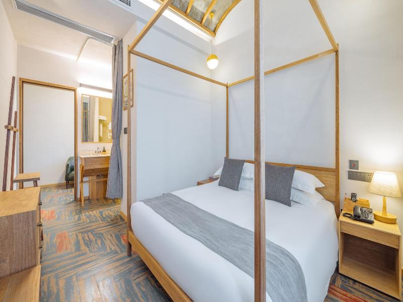 Ramada Encore By Wyndham Shanghai Pudong Airport image