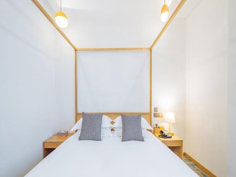 Ramada Encore By Wyndham Shanghai Pudong Airport image