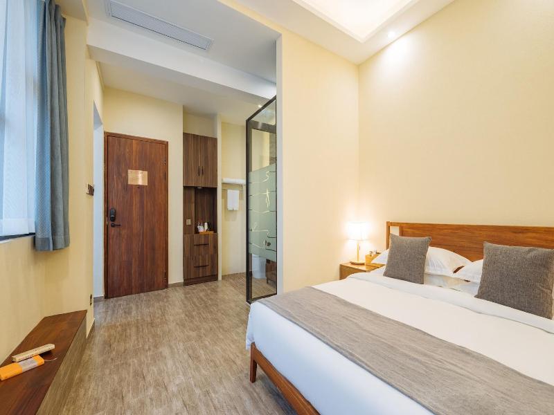 Ramada Encore By Wyndham Shanghai Pudong Airport image