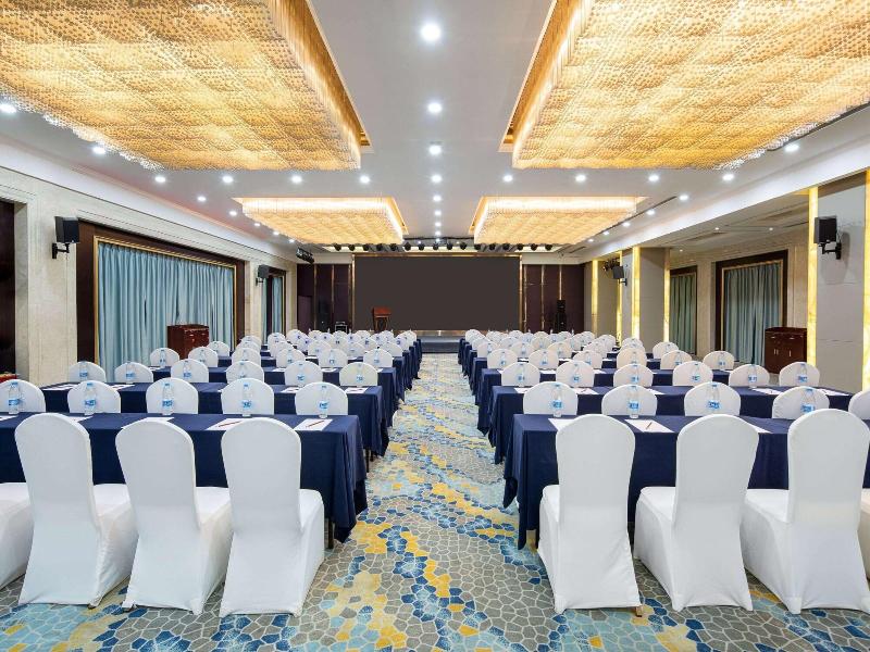 Ramada By Wyndham Changsha Tianxin — view