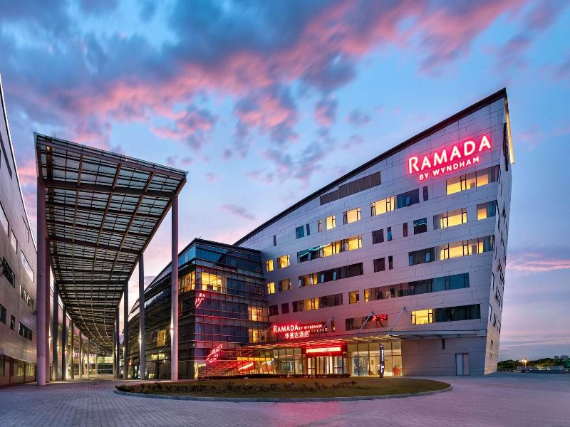 Ramada By Wyndham Huzhou Wuxing 3