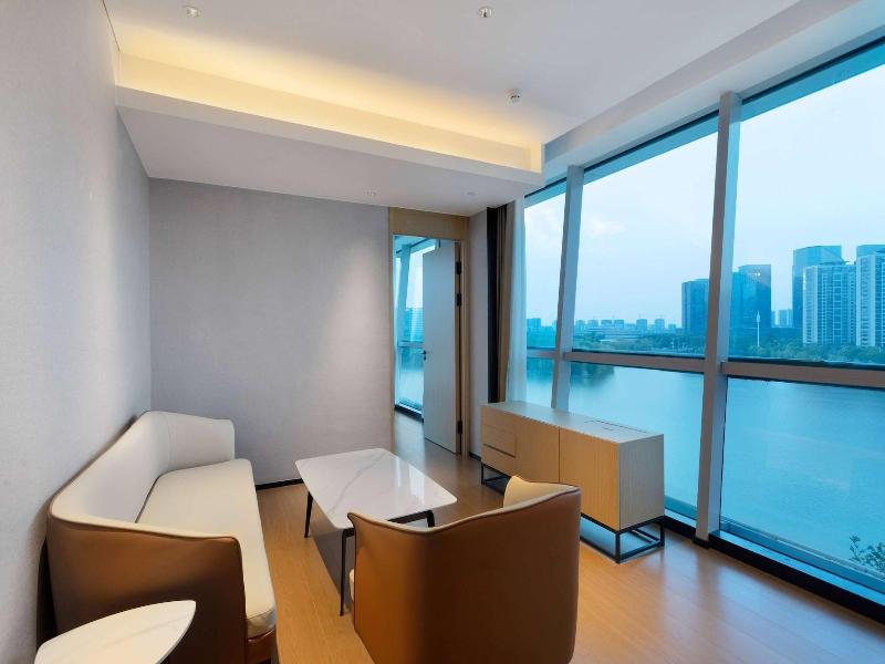 Ramada By Wyndham Huzhou Wuxing 5