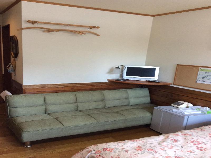 Pension And Log Cottage Hoshinoko image