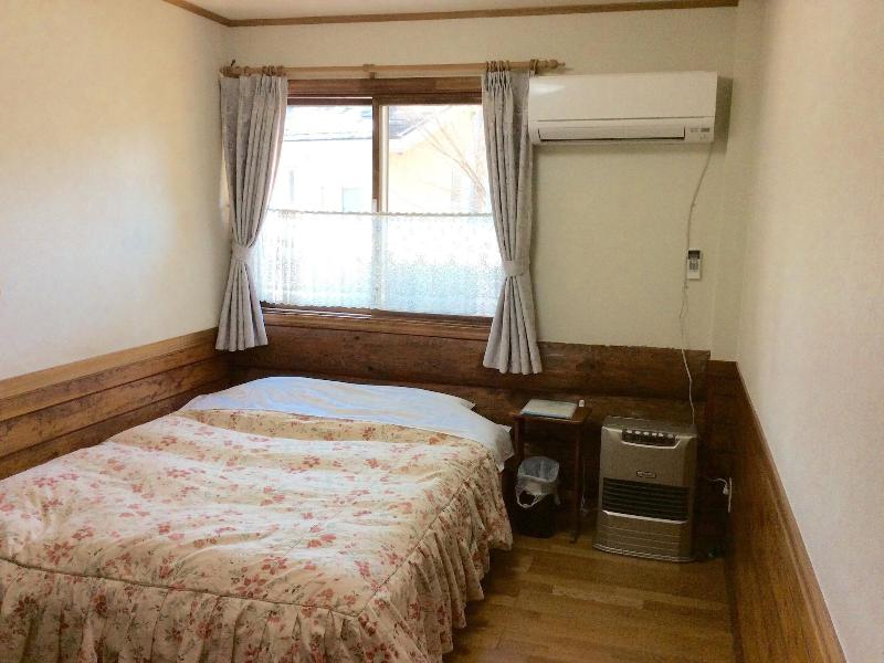 Pension And Log Cottage Hoshinoko image