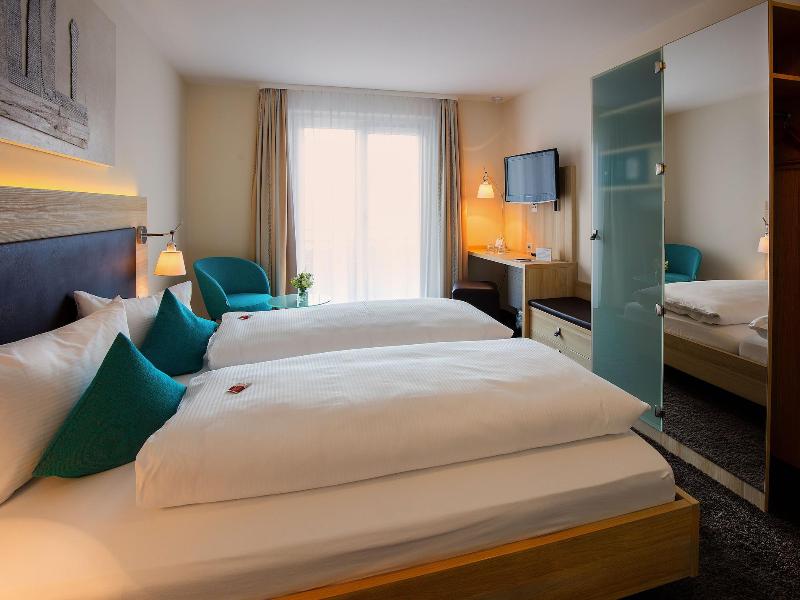 Hotel Oberland image