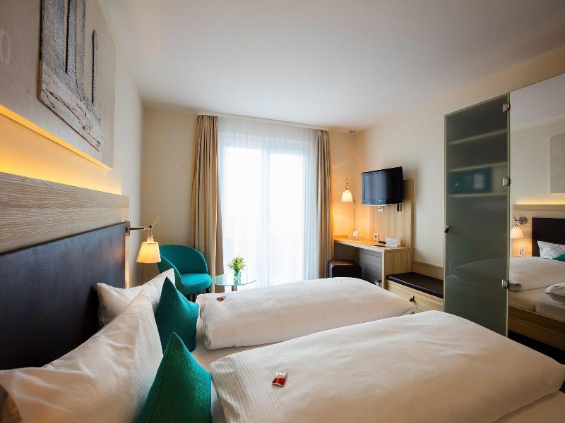 Hotel Oberland image