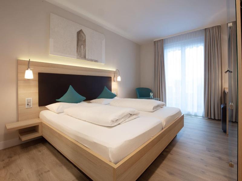 Hotel Oberland image