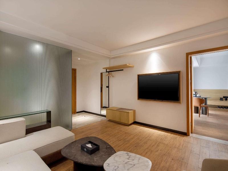 Microtel By Wyndham Xishuangbanna City Center image