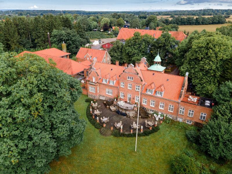 Sauntehus Slotshotel image