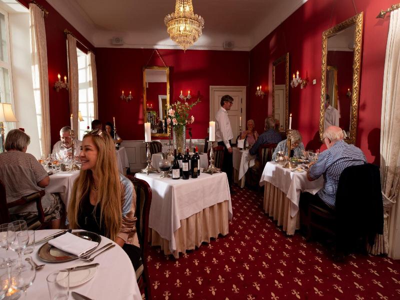 Sauntehus Slotshotel image