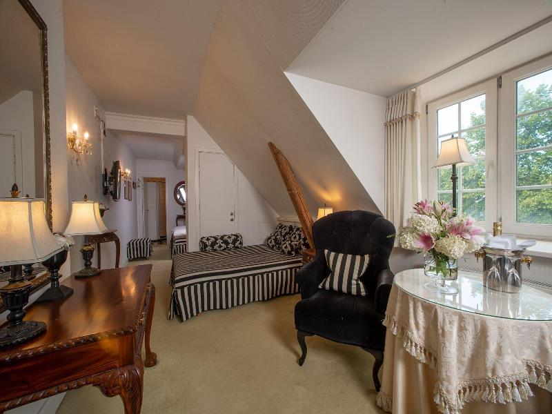 Sauntehus Slotshotel image