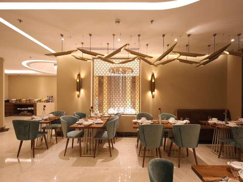 Gladiolus Hotel image