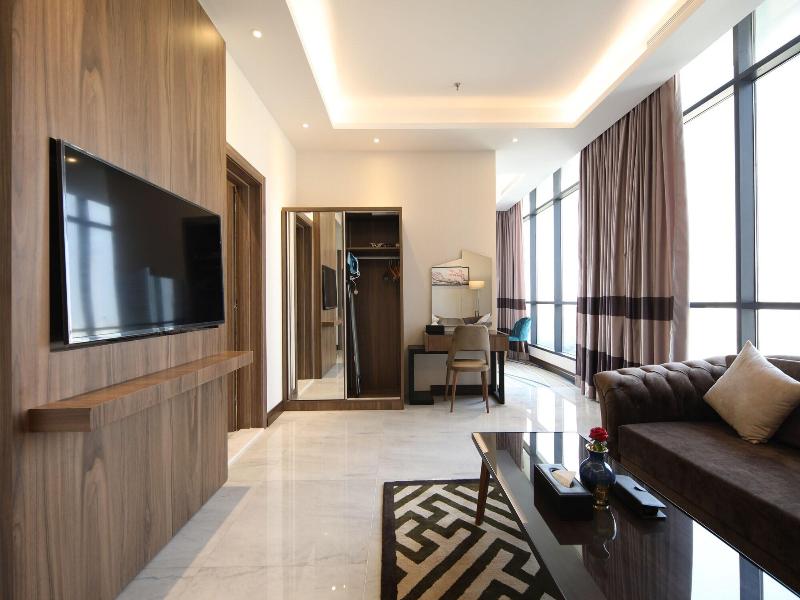 Gladiolus Hotel image