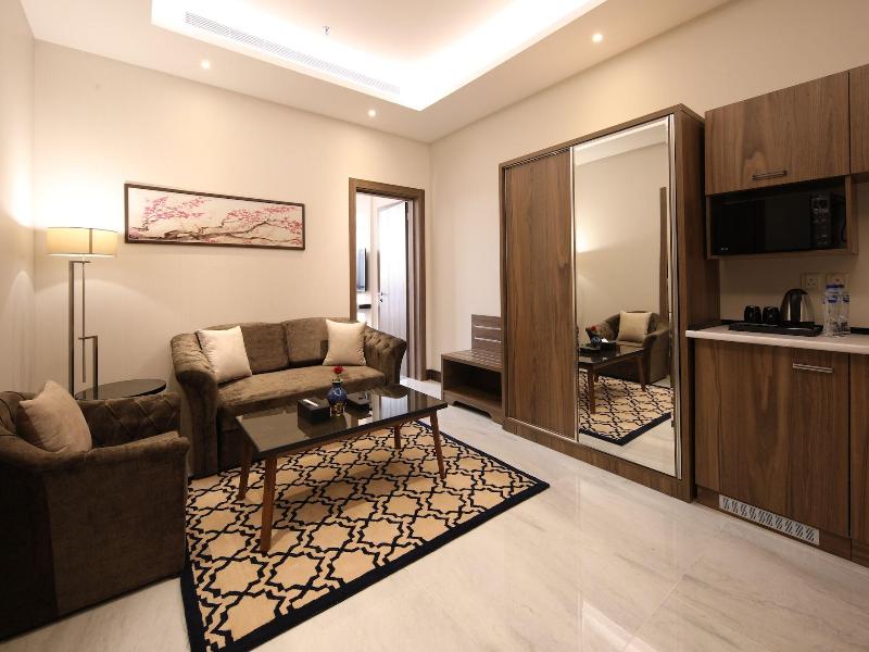 Gladiolus Hotel image