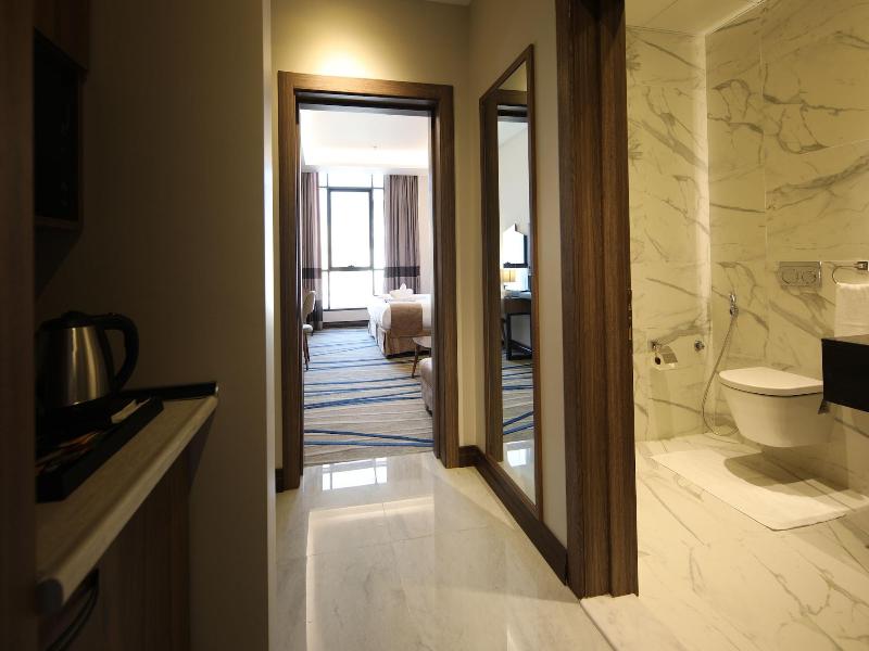 Gladiolus Hotel image