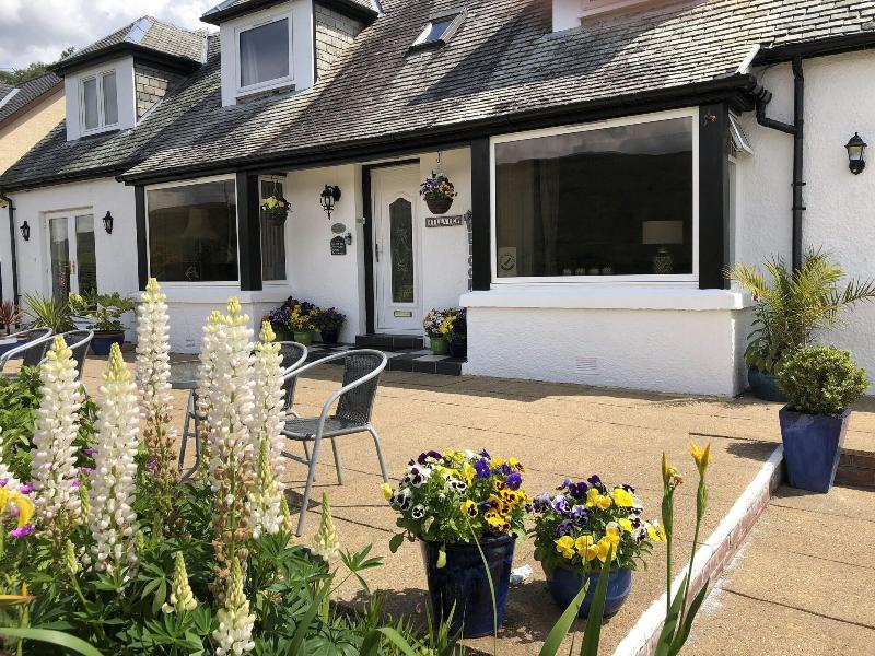 Hillview Guest House image