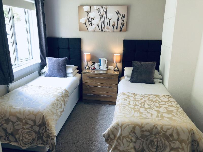 Hillview Guest House image