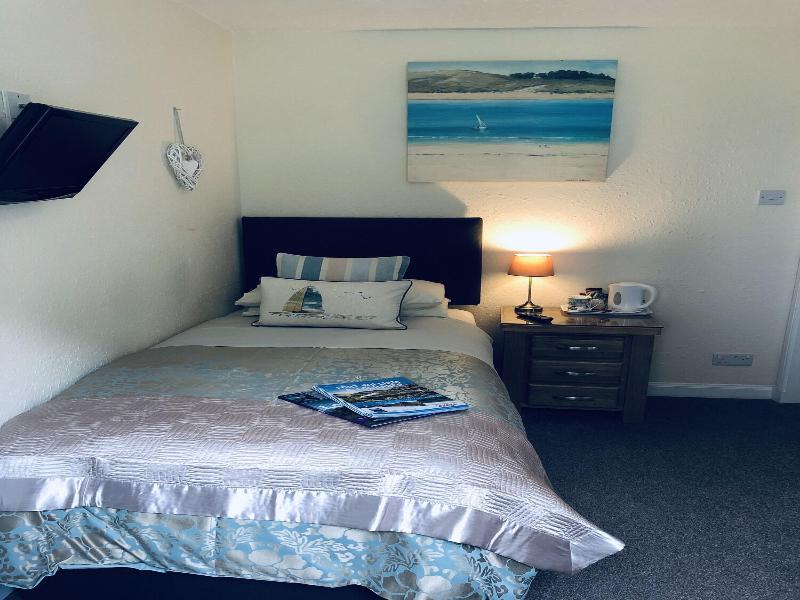 Hillview Guest House image