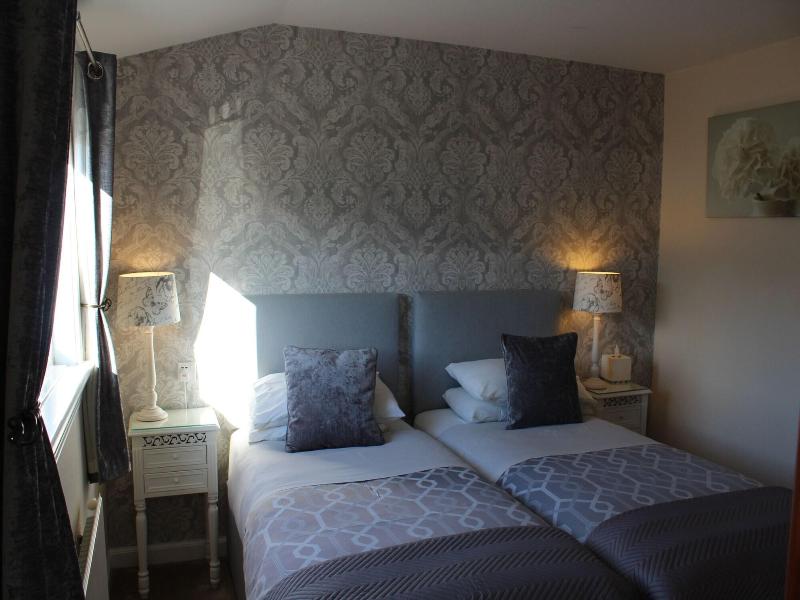 Hillview Guest House image